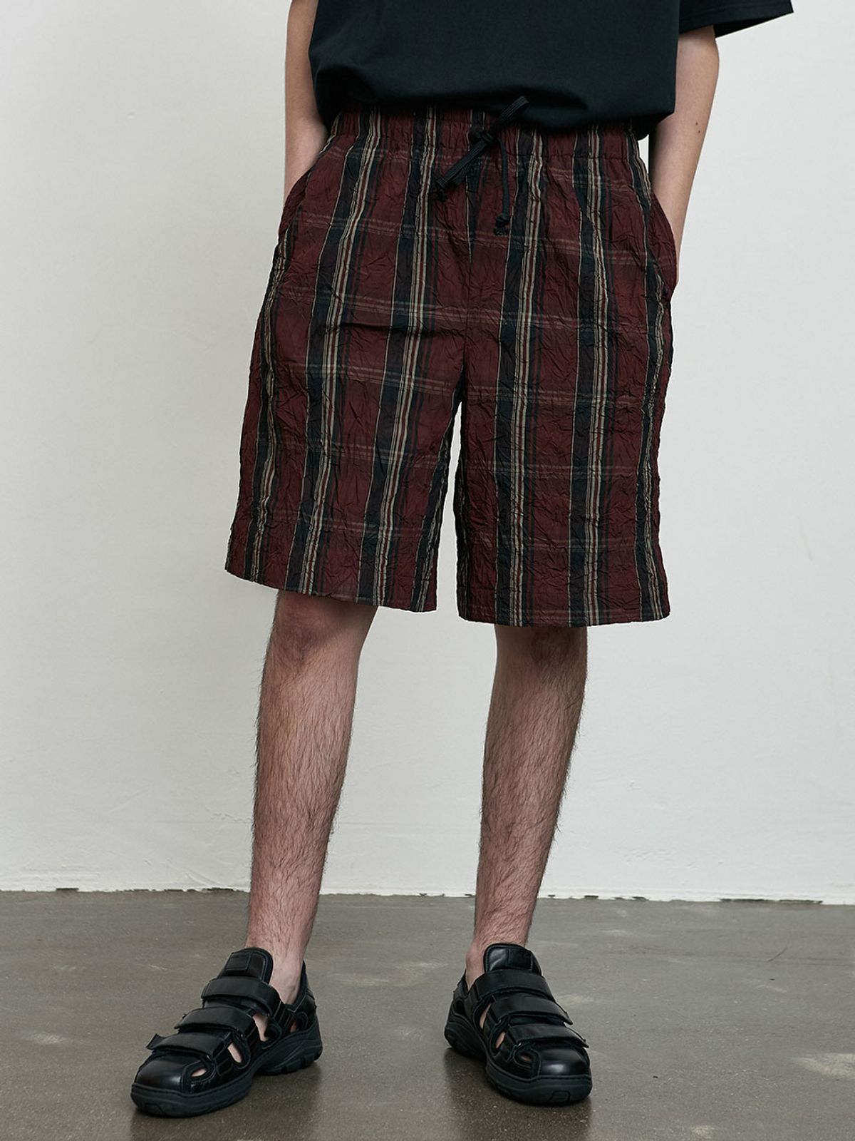 이에이(IEY) CREASE CHECK SHORT PANTS Red