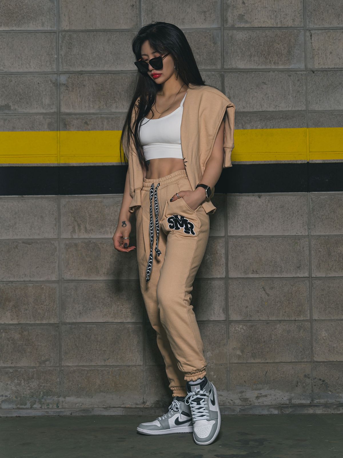 모빈스알(MOVINS.R) Tigris Primavera sweat jogger pants BEIGE