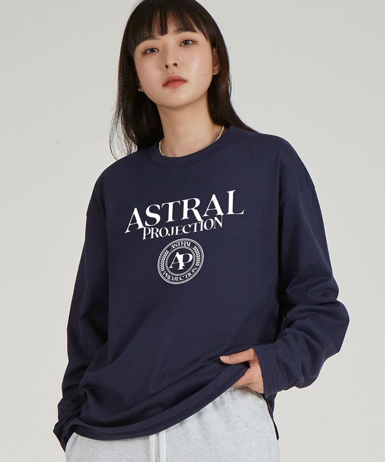 레터링 로고 엠블럼 라운드 넥 13수 면 롱 슬리브 티셔츠_네이비