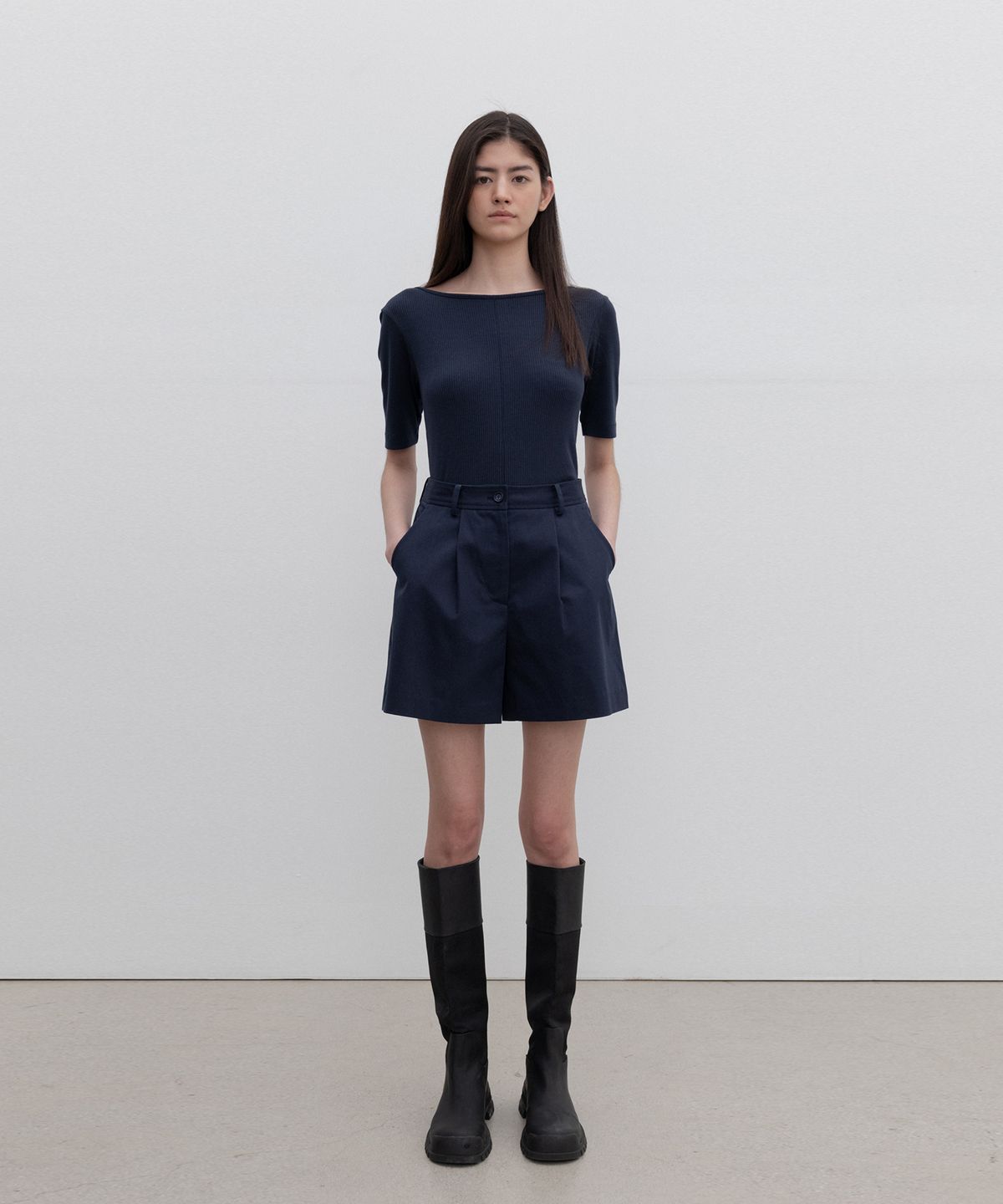 수수무(SUSUMU) MAYFAIR SHORTS - NAVY