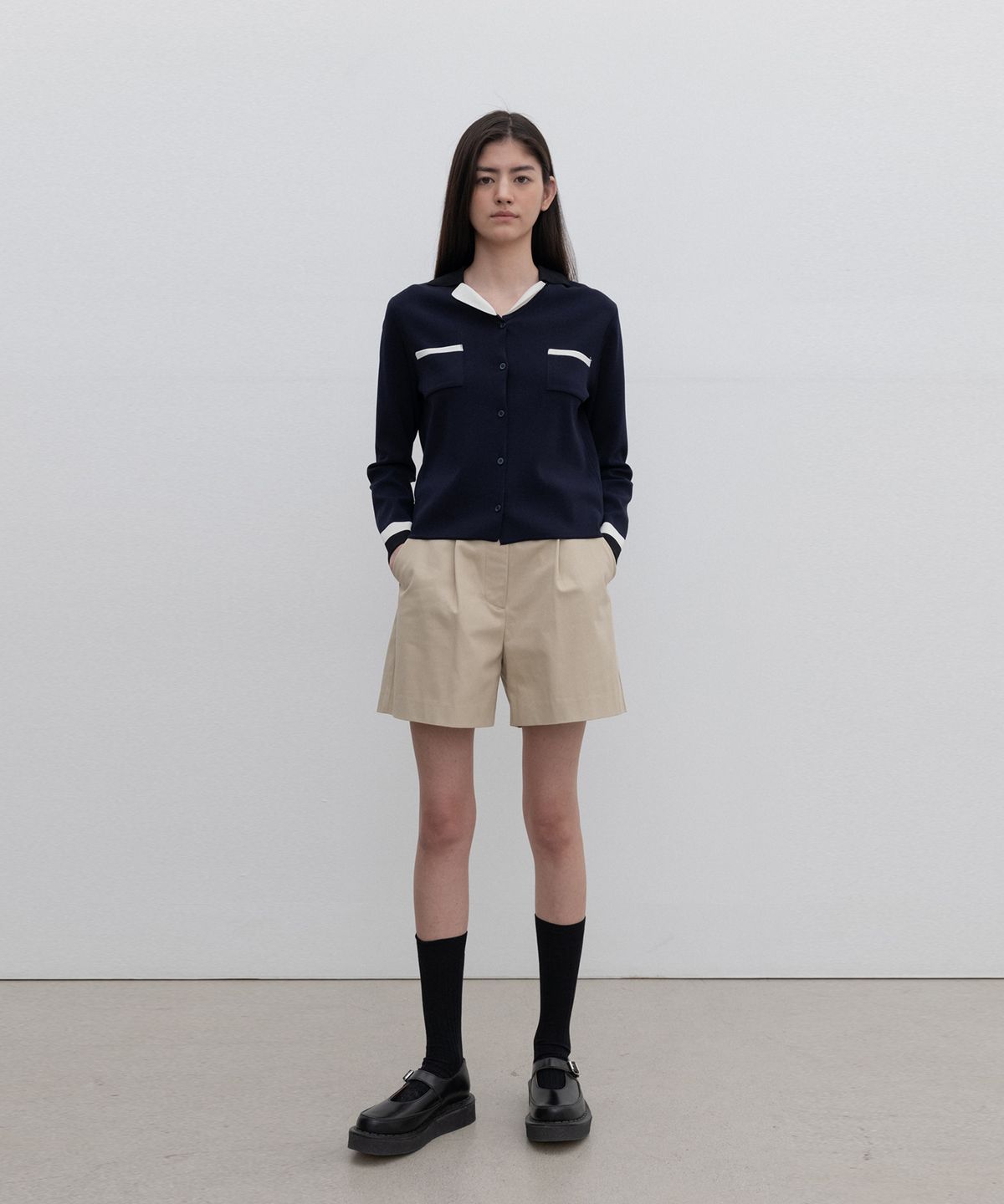 수수무(SUSUMU) MAYFAIR SHORTS - BEIGE