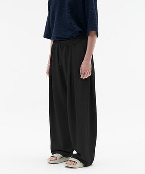 딥 포턱 플로우 밴딩 팬츠 블랙