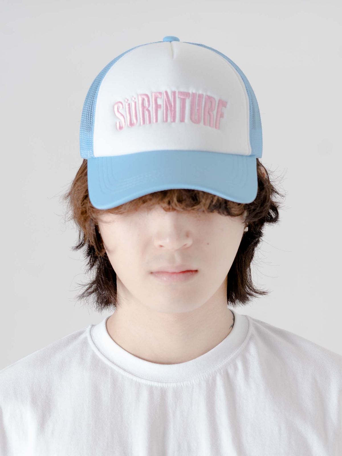 서프앤터프(SURFNTURF) LOGO MESH BALL CAP SKYBLUE