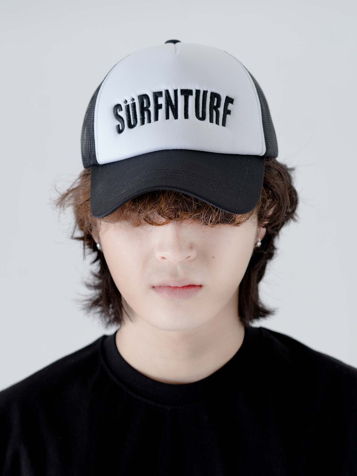 서프앤터프(SURFNTURF) LOGO MESH BALL CAP BLACK
