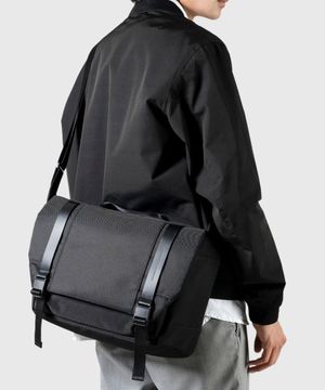 덴 N25 메신저백