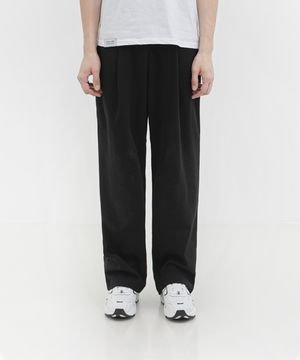 P004 밴딩 원턱 스웻 팬츠_블랙
