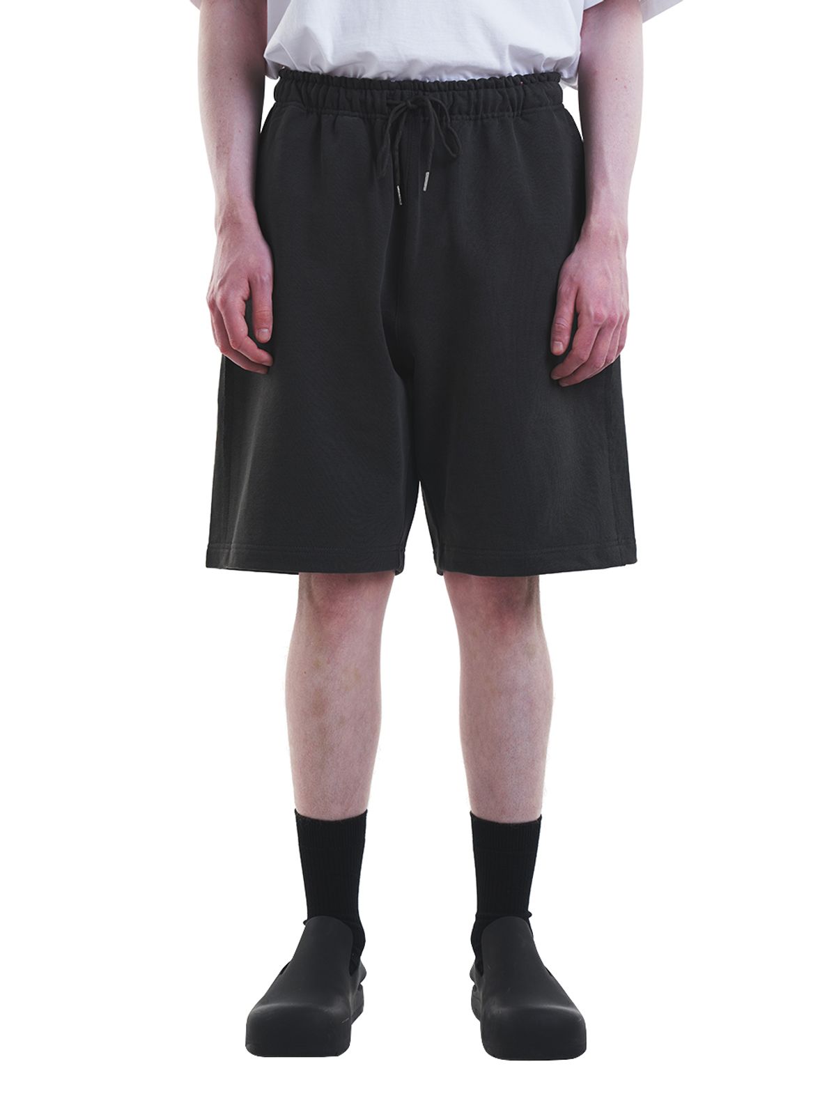 데호(DEHO) CUTTING SWEAT HALF PANTS [Black]