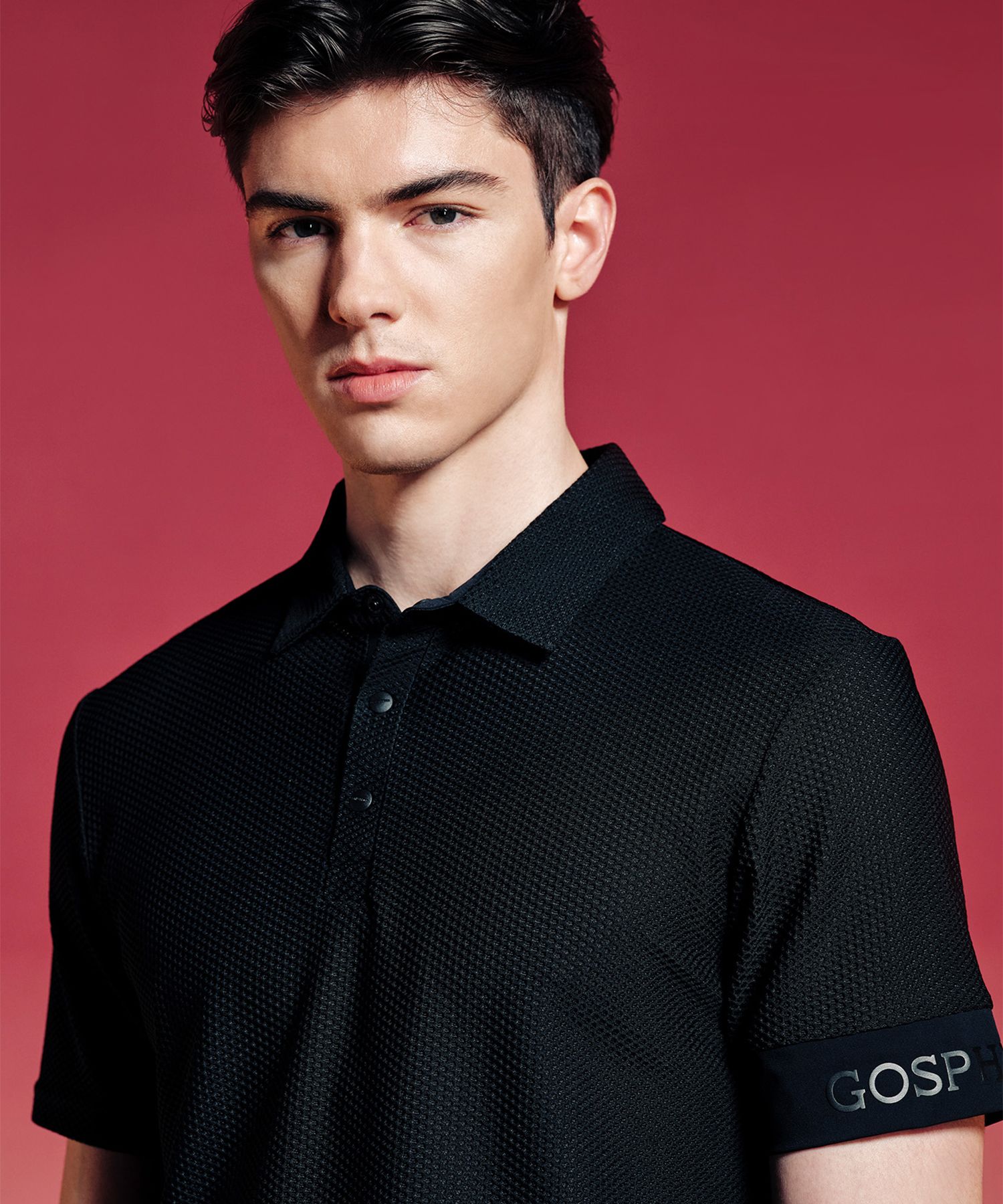 MUSINSA公式 | GOSPHERES M LOGO BAND POLO T-SHIRT BLACK