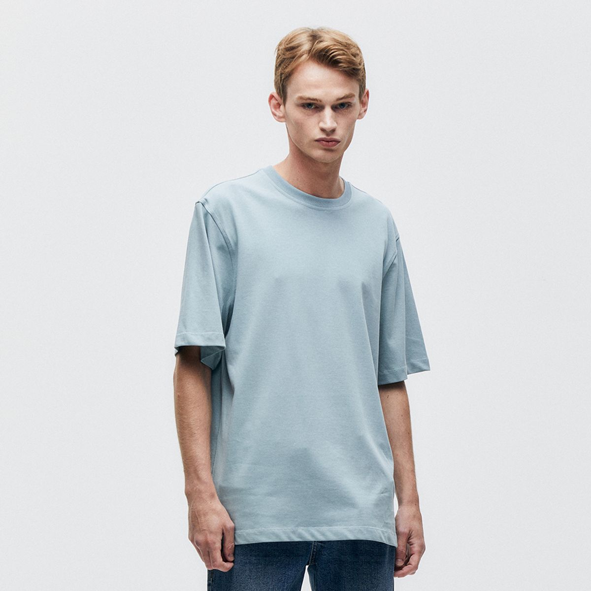 핀스드룩(FINSDRUCK) SEASONLESS STANDARD FIT TOP (BLUE GREY)