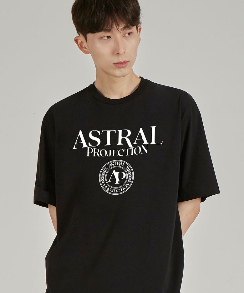 레터링 로고 엠블럼 라운드 넥  40수 이중직 면 반팔 티셔츠_블랙