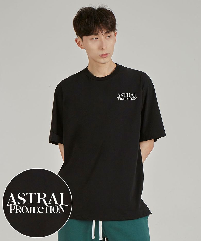 심플 레터링 로고 라운드 넥  40수 이중직 면 반팔 티셔츠_블랙