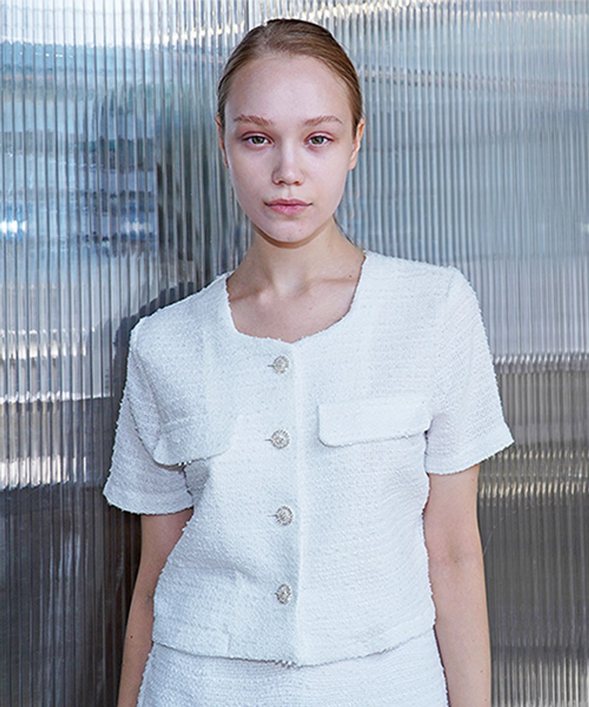 데미지니모닉(DAMAGE MNEMONIC) U넥 크롭 화이트 자켓 _ U neck Crop WH JK