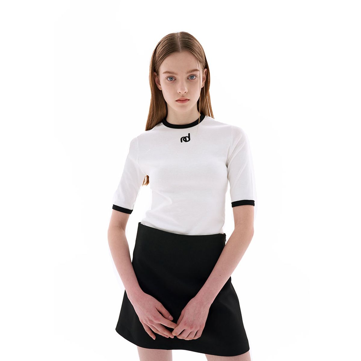 누댓(NUDAT) nd half sleeved t-shirt white