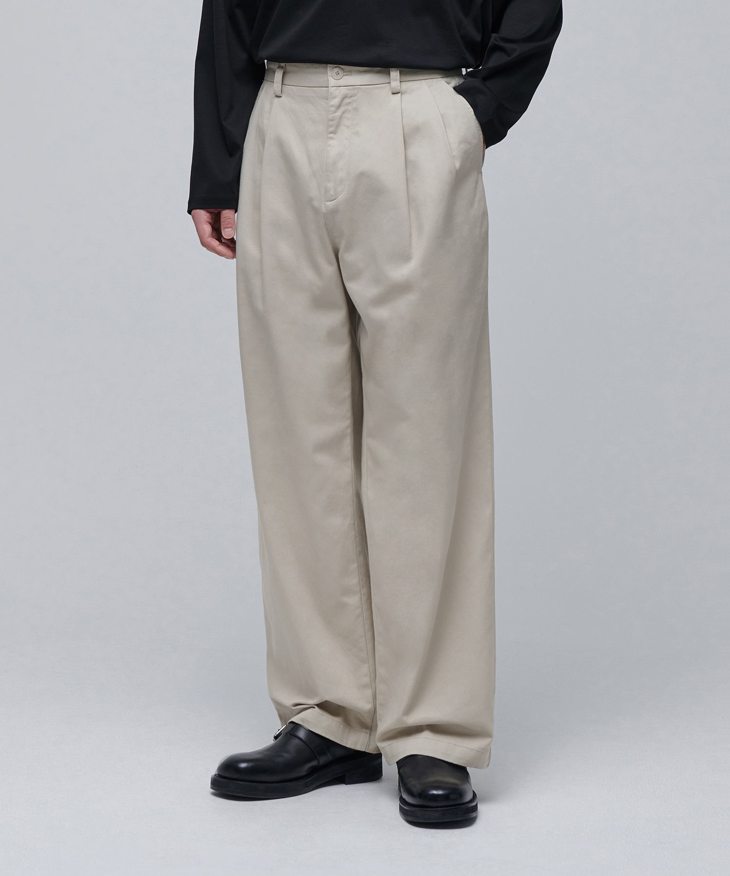MUSINSA | MUSINSA STANDARD Double Pleat Wide Chino Pants [Light Beige]