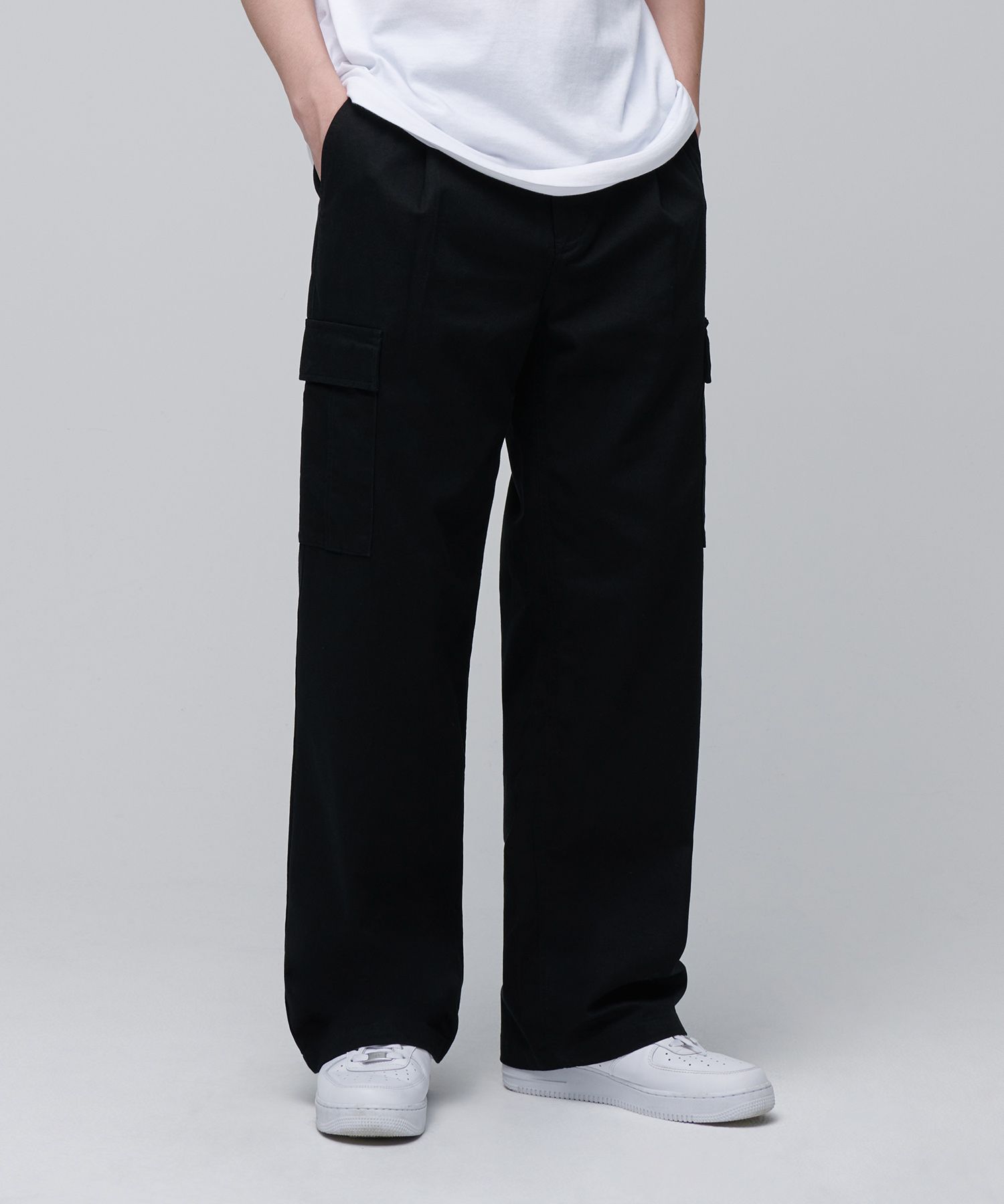 ★MUSINSA STANDARD★ One Tuck Cargo Bermuda Pants Beige MMEP MUSINSA | MUSINSA STANDARD One Tuck Cargo Bermuda Pants [Khaki]