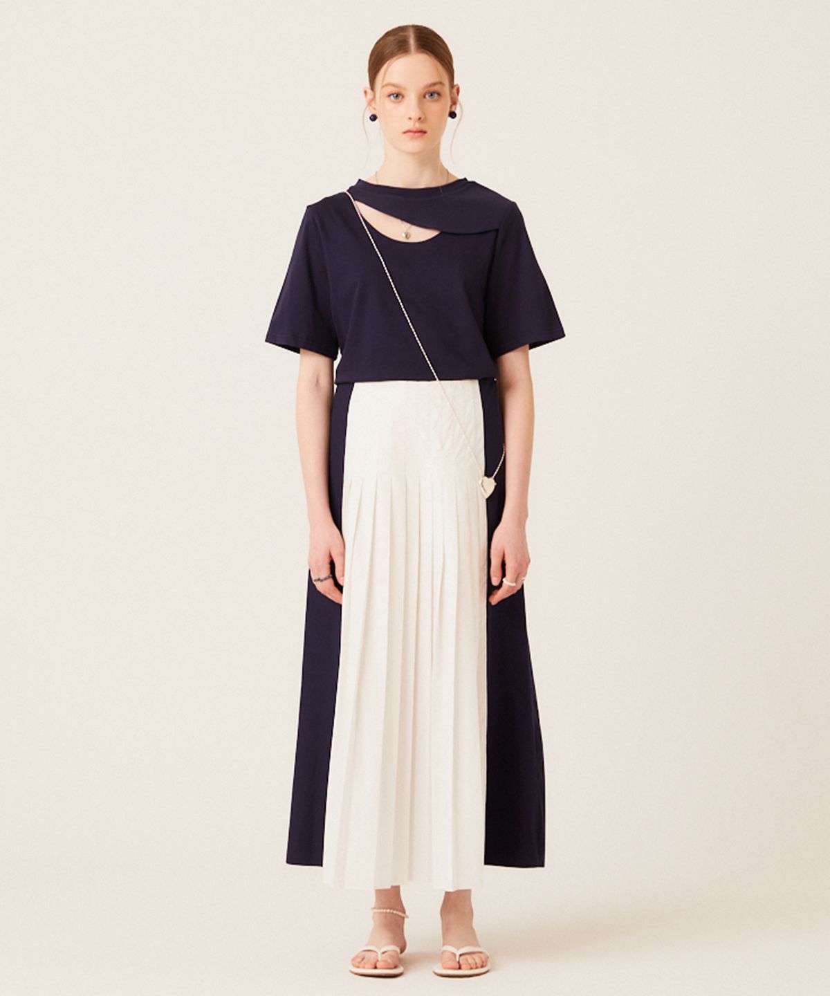 더 스튜디오 케이(THE STUDIO K) TWO WAY COTTON PLEATS LONG SKIRT (NAVY)