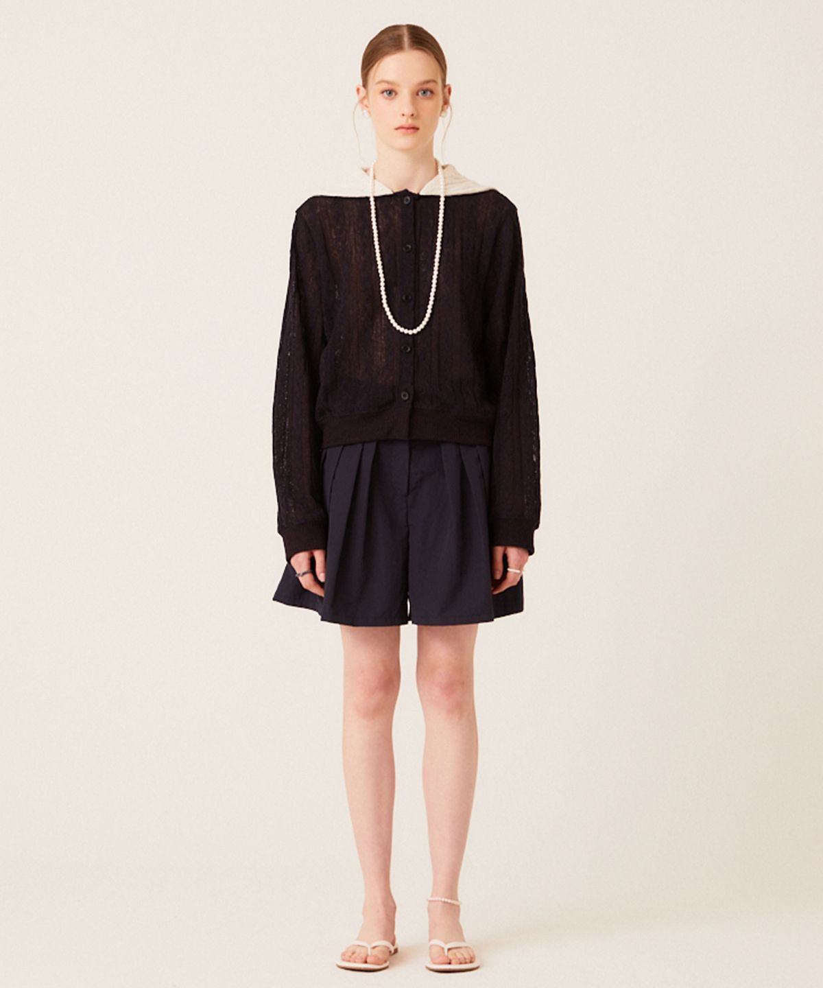 더 스튜디오 케이(THE STUDIO K) FOUR TUCKS LINEN SHORTS (NAVY)