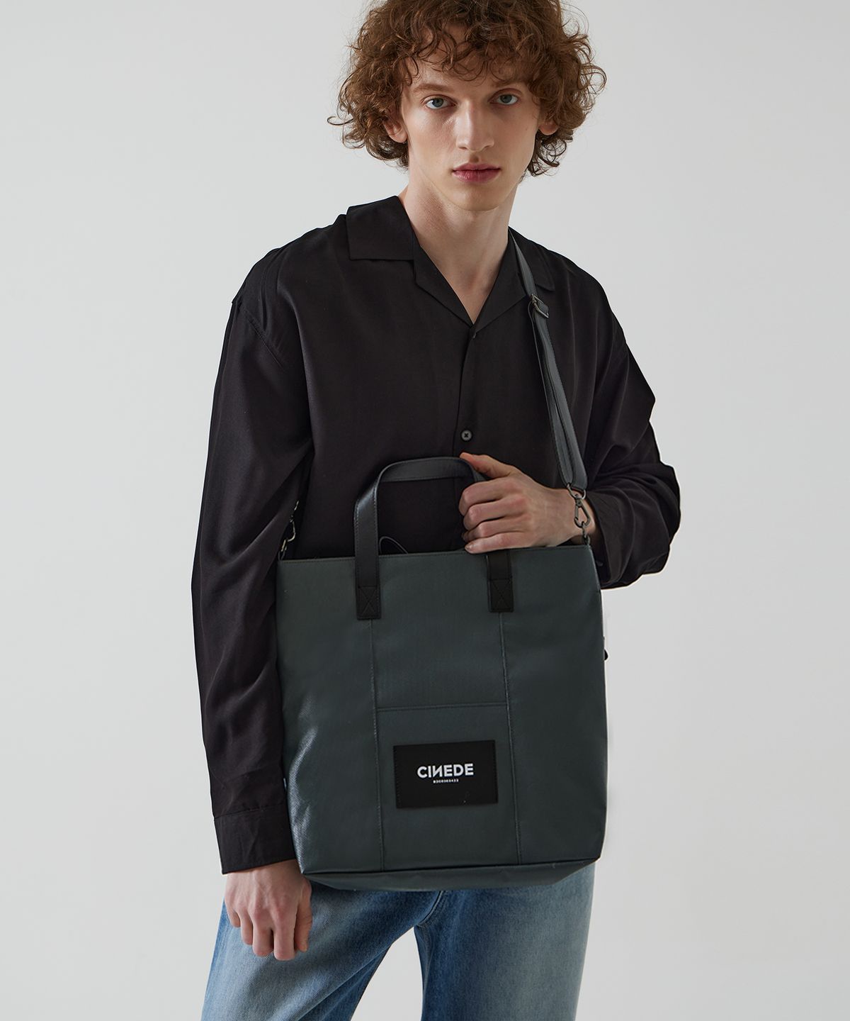 씨네드(CINEDE) [Paulin Shoulder Bag] 폴린 숄더백 - 딥그레이
