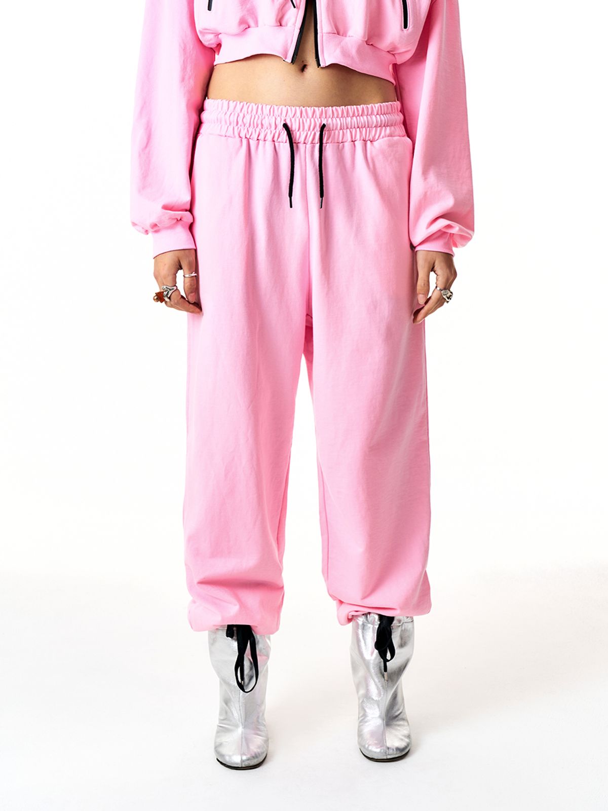 와이이이엘(YEEL) Chain Logo Jogger Pants Pink