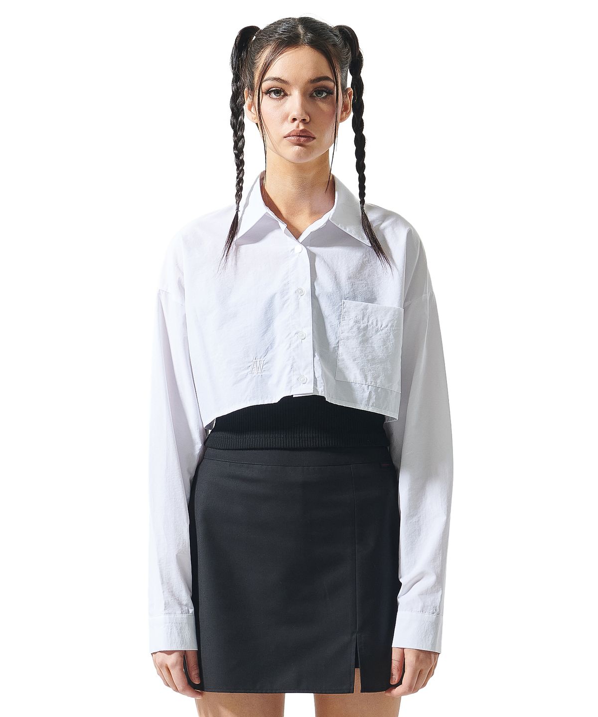 어텐션로우 포 우먼(ATTENTIONROW FOR WOMEN) 패치 포켓 드롭 슬리브 크롭 셔츠 (화이트)