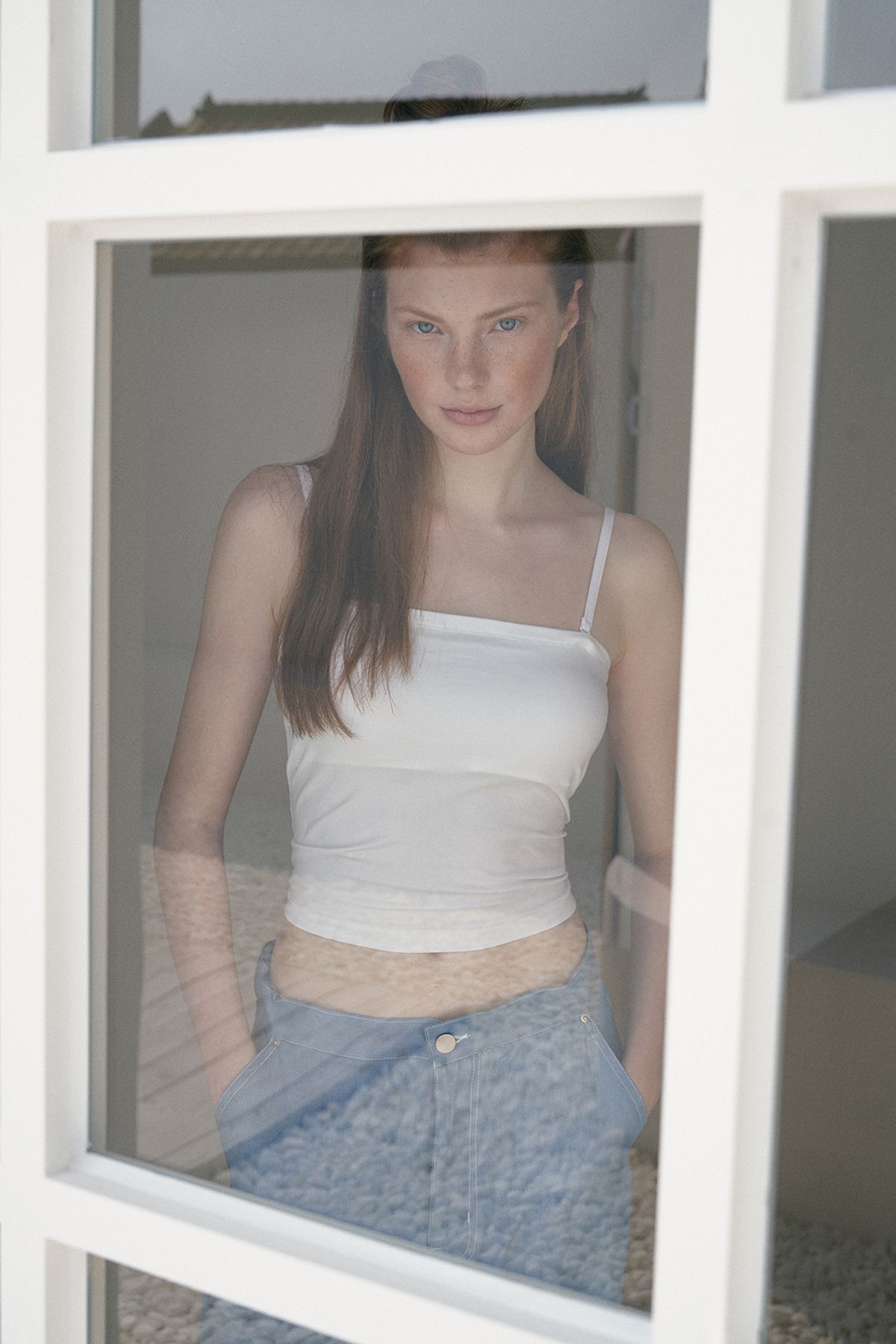 르브아시스(REVOIRSIS) RVIS pad sleeveless top