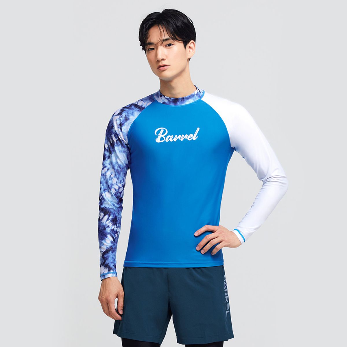 배럴(BARREL) 맨 오션 패턴 래쉬가드 리프타이다이 (BI2MWRG10LTD)