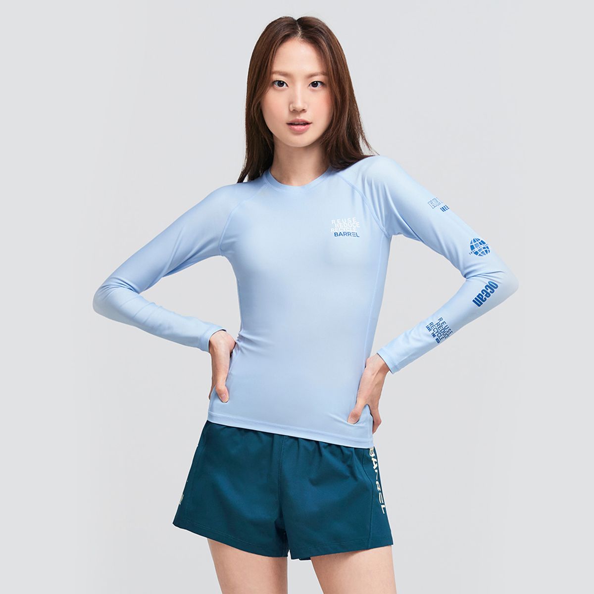 배럴(BARREL) 우먼 에센셜 래쉬가드 아이스블루 (BI2WWRG16IBL)