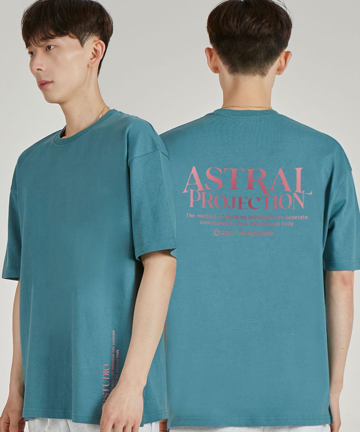 아스트랄 프로젝션(ASTRAL PROJECTION) 그라데이션 레터링 라운드 넥 15수 면 반팔 티셔츠_블루그린