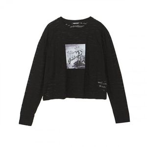 여성)  번아웃 전사프린트 긴팔 티셔츠(오버핏)_AM2WTS457-BK