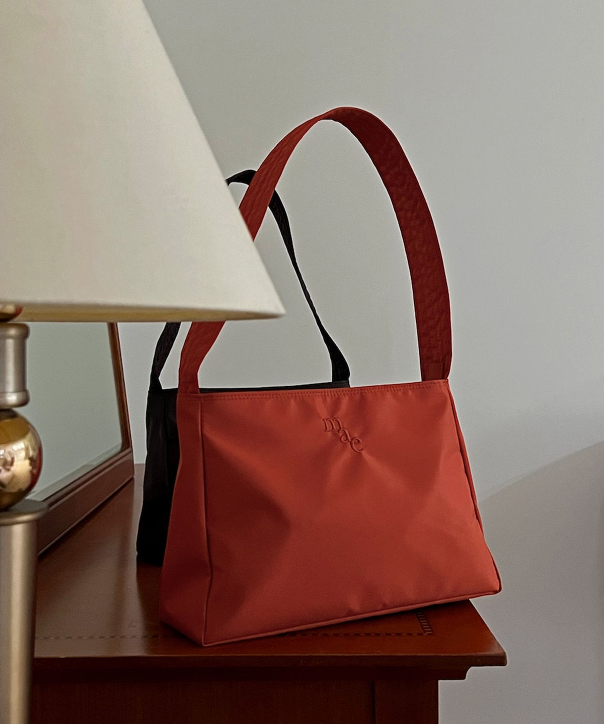 무쿠앤에보니(MUCU AND EBONY) Comfy Bag _ Orange Red
