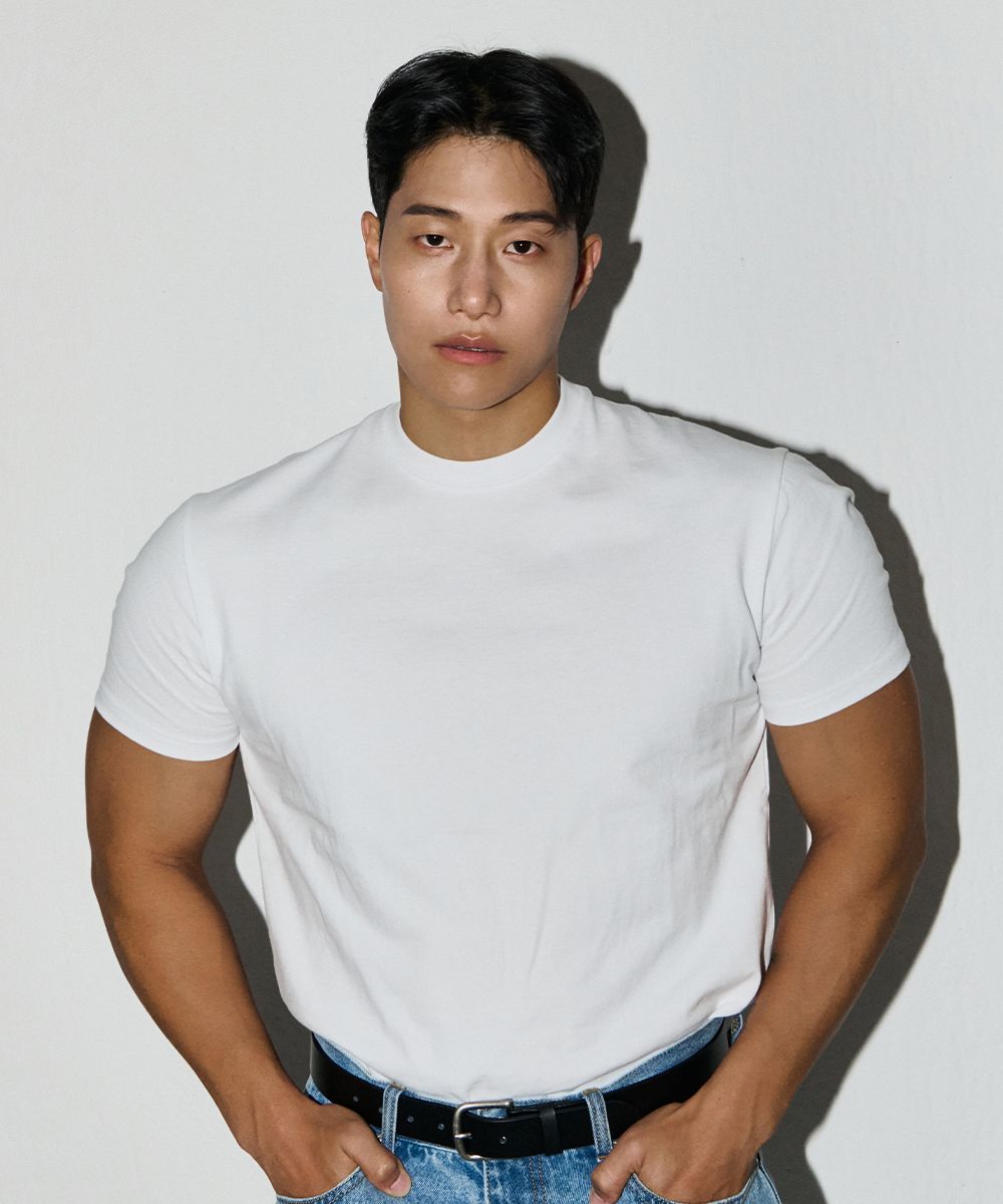韓国発!【NINEZ】体格がよく見えるマッスルTシャツ MUSINSA公式 | NINEZ Signature Cotton Muscle Fit T-Shirt NSTS01