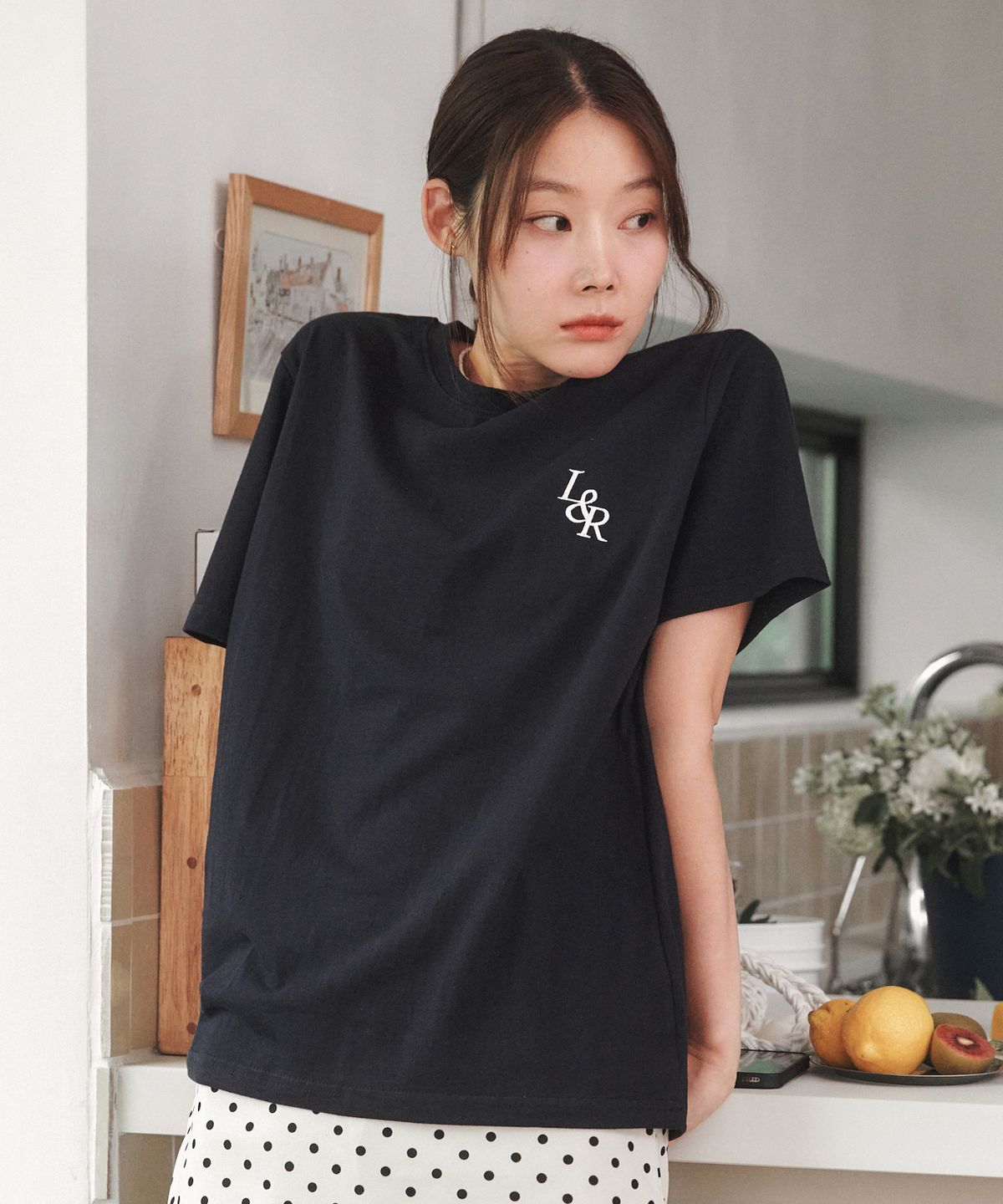 로시로우(LOSSYROW) Signature Logo Half-Sleeve T-shirt [navy]