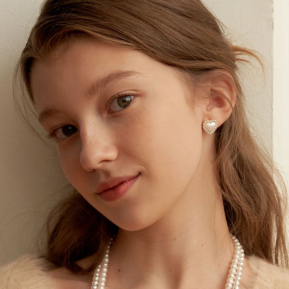 ☆TATIANA☆ Silver 925 Amelie Heart Earrings EC1689 MUSINSA | TATIANA [Silver 925] Amelie heart earrings_EC1689