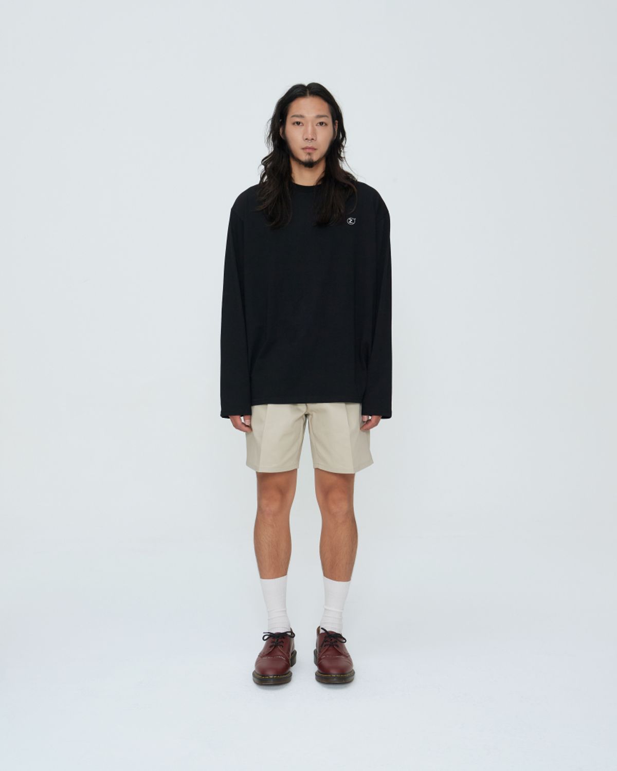 쿤타치(KUNTACH) Embroidered basic logo LongSleeve[black]