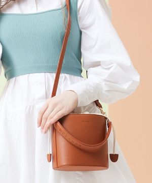 유즈 토트앤 크로스백