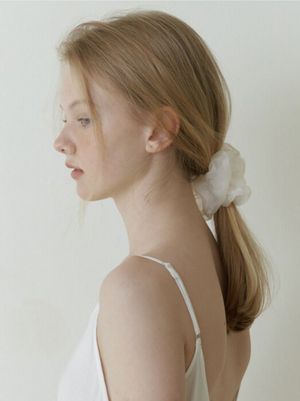 cream organdy scrunch