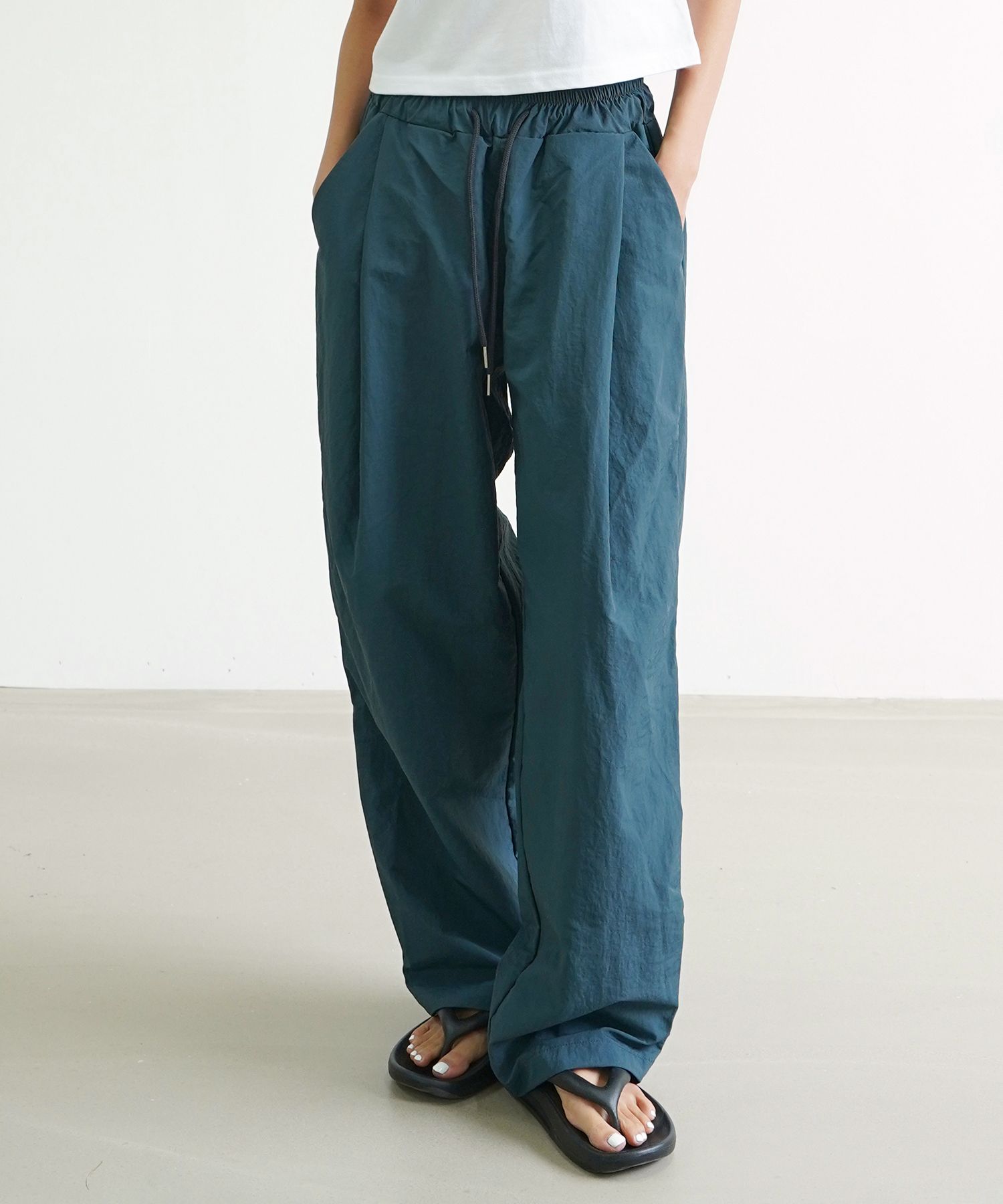 ◇SLOW RECORD HOUSE◇ Nylon one-tuck pants navy MUSINSA | SLOW RECORD HOUSE Nylon one-tuck pants_Teal