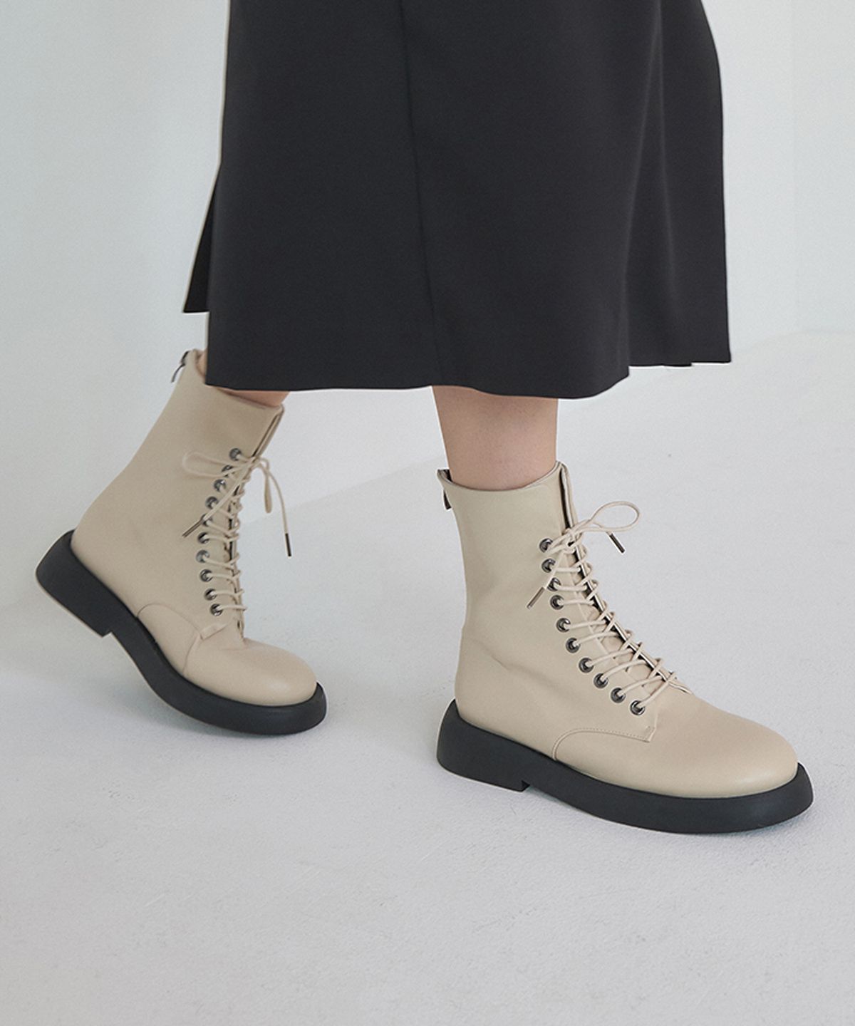 솔트앤초콜릿(SALT AND CHOCOLATE) 레이스업 플랫 워커부츠 412146009 (3.5cm/3color)