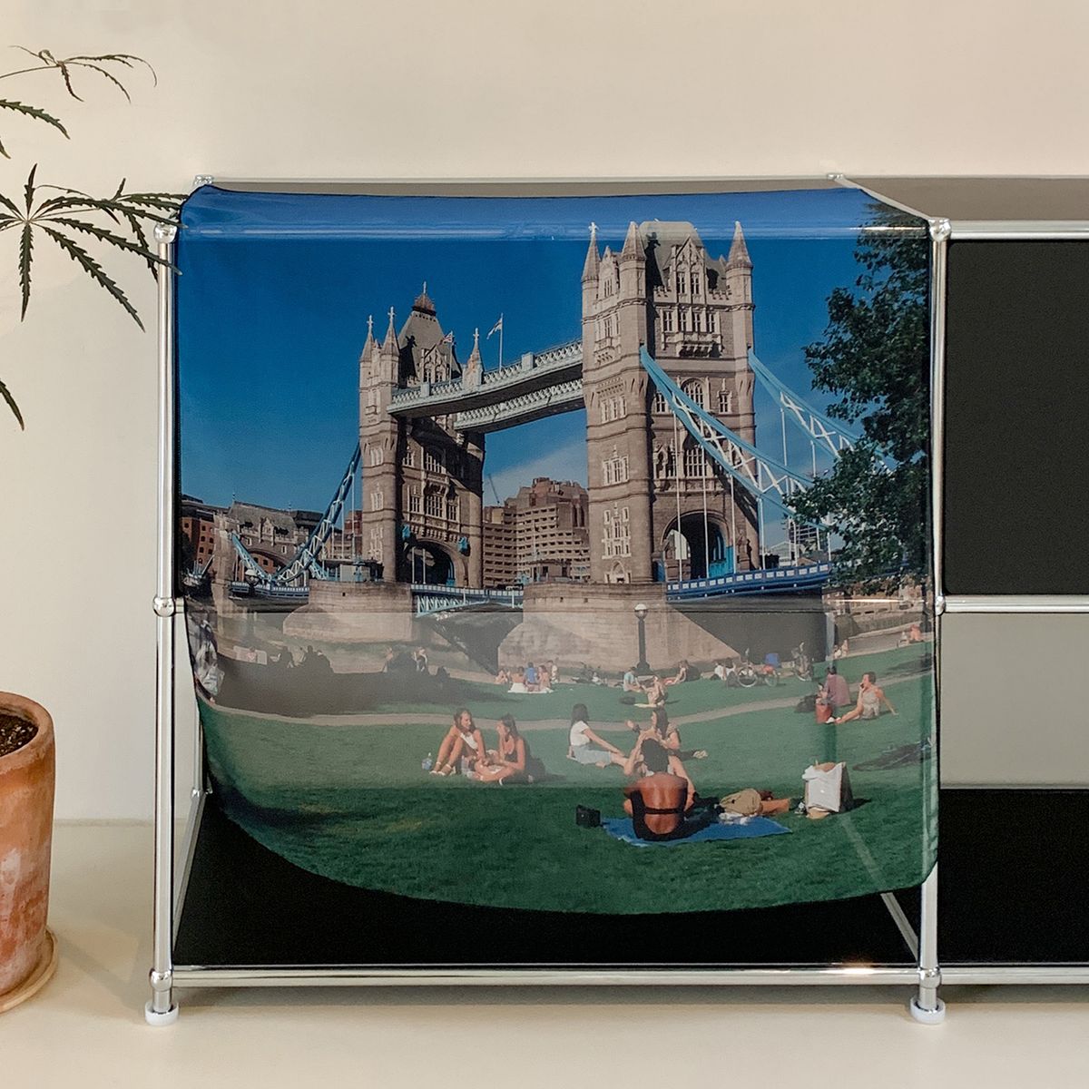 멜팅스튜디오(MELTING STUDIO) 느긋한 오후의 기록 인테리어 패브릭 쉬폰 포스터  / 95번 Tower Bridge London #2(74-90cm)