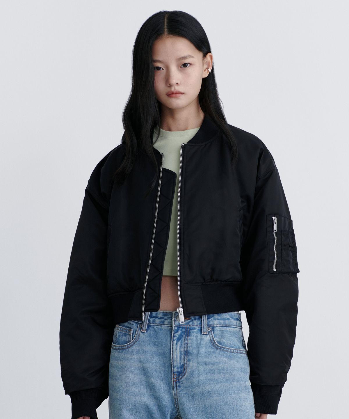 무신사 스탠다드 우먼(MUSINSA STANDARD WOMAN) 우먼즈 크롭 MA-1 보머 재킷 [블랙]