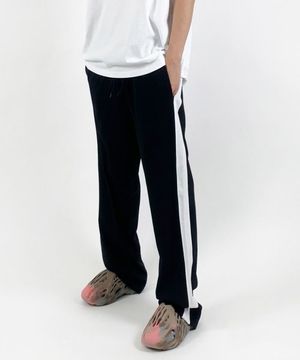 사이드 라인 트랙 팬츠 블랙