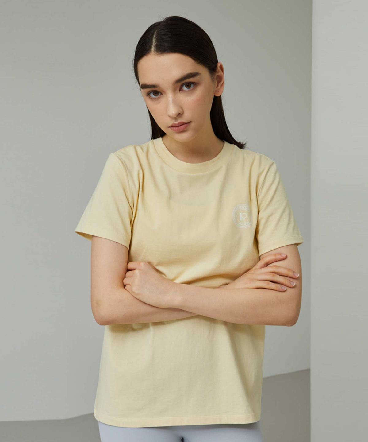 러브포티(LOVEFORTY) LOGO T-SHIRT YELLOW