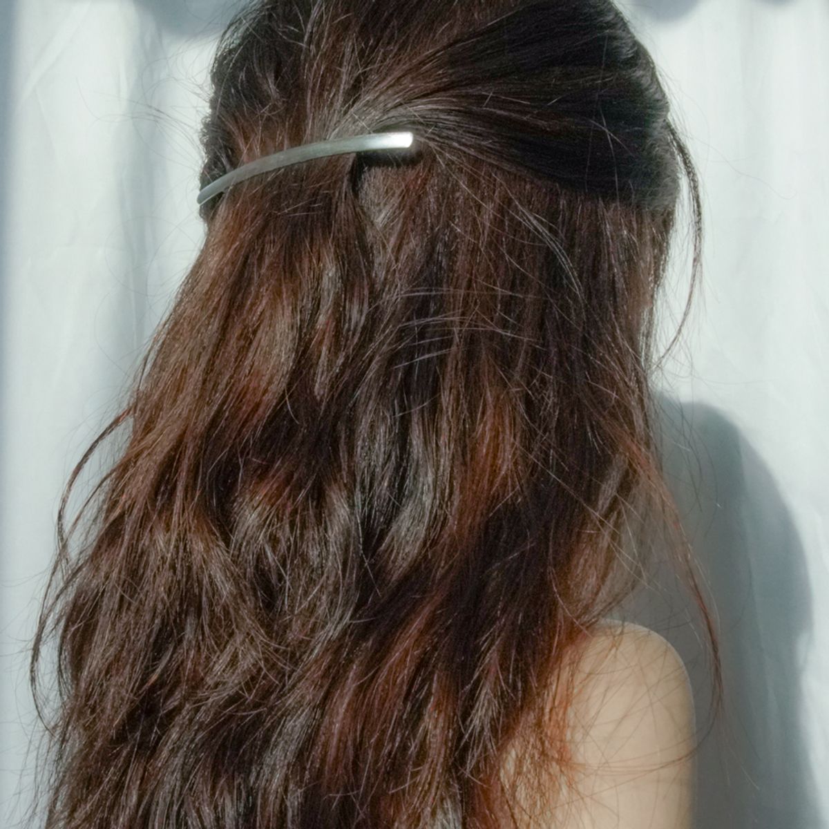 포스트루드(POSTLUDE) METAL LINE HAIRPIN (2 COLORS)