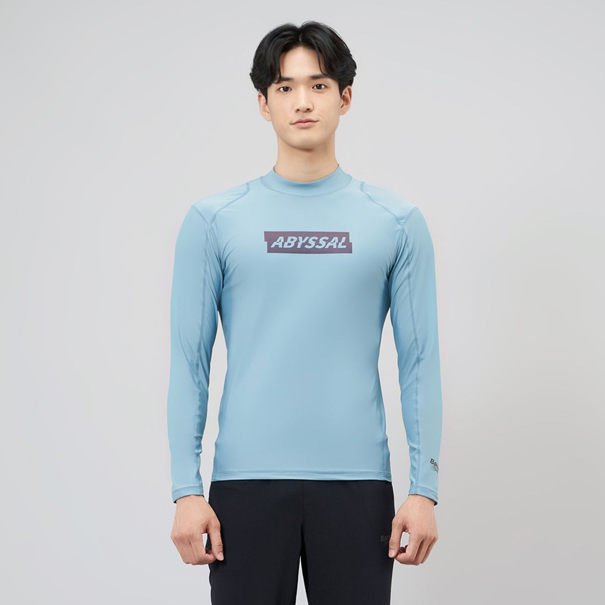 배럴(BARREL) 맨 어비셜 래쉬가드 페이드블루 (BI2MWRG15FDB)