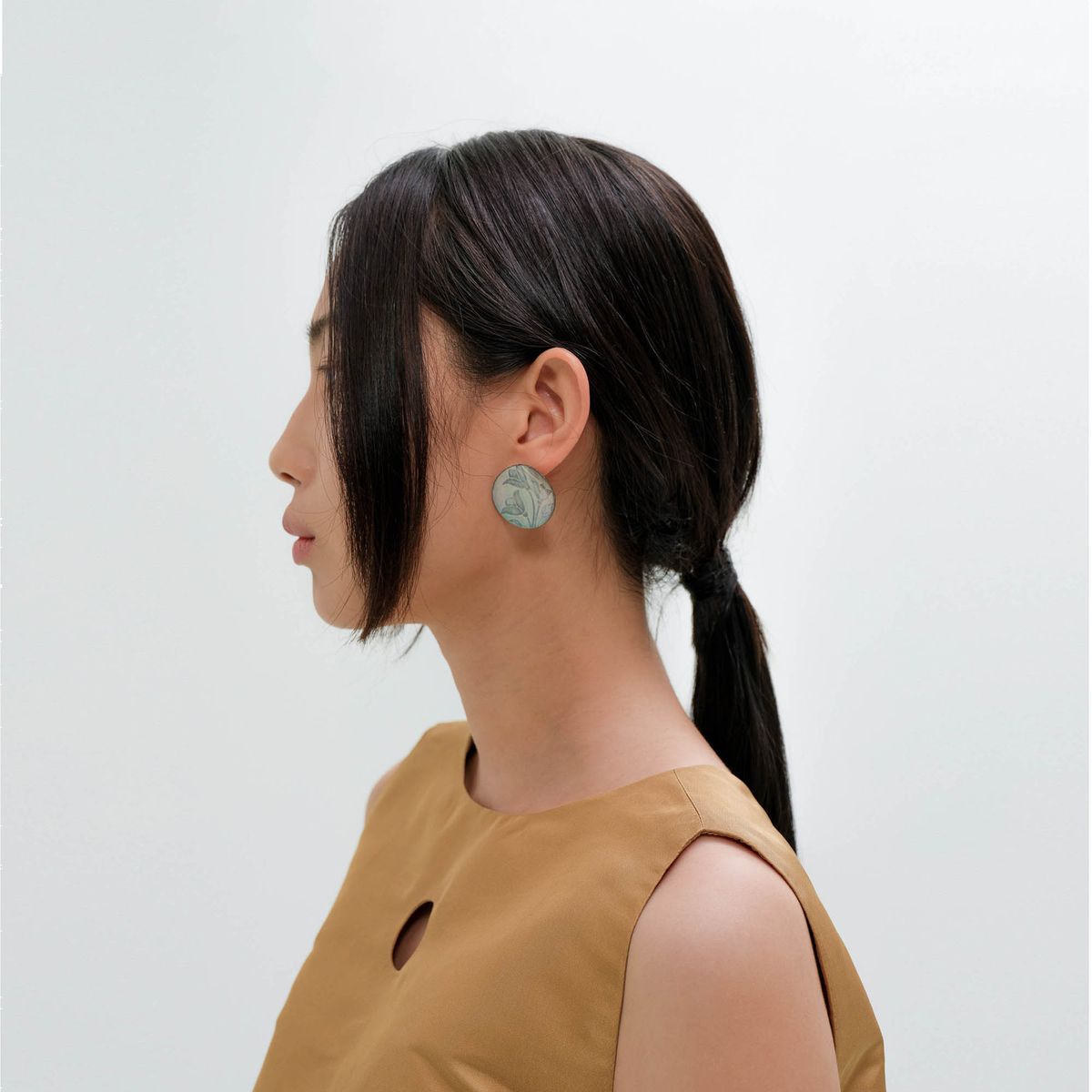 고목(KOMOK) 목련 귀걸이