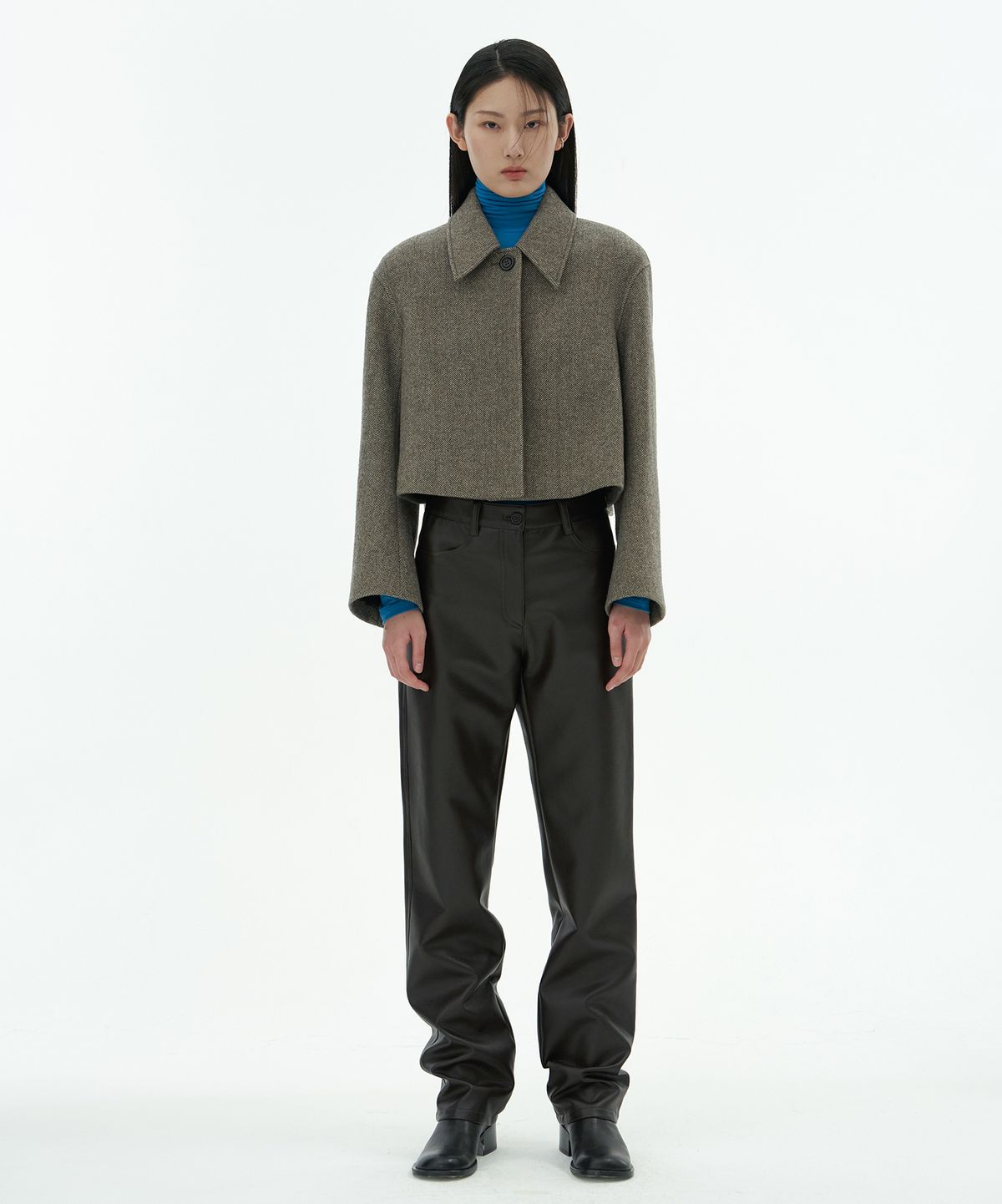 아모멘토(AMOMENTO) VEGAN LEATHER STRAIGHT PANTS