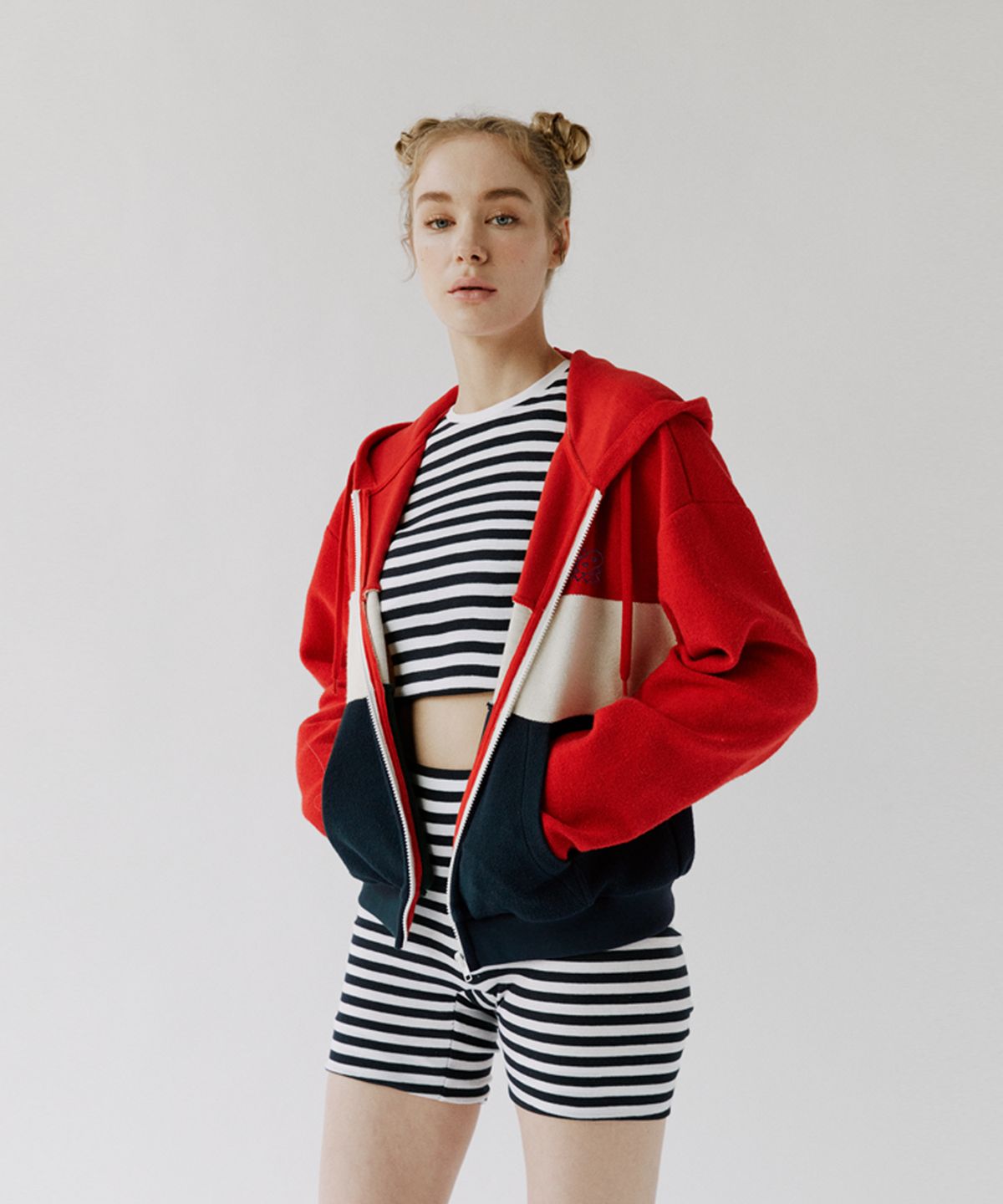 아웃 오브 트렁크(OUT OF TRUNK) Color Block Hoodie Zip Up (Red)