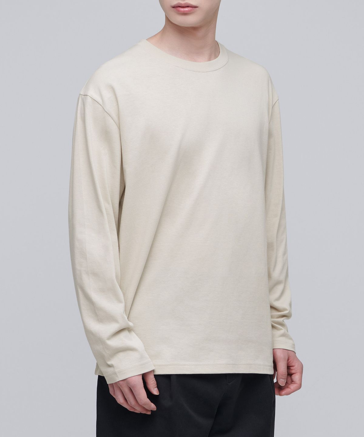 무신사 스탠다드(MUSINSA STANDARD) 베이식 긴팔 티셔츠 [에크루]... (MUSINSA STANDARD)  베이식 긴팔 티셔츠 [에크루] - 사이즈 & 후기 | 무신사