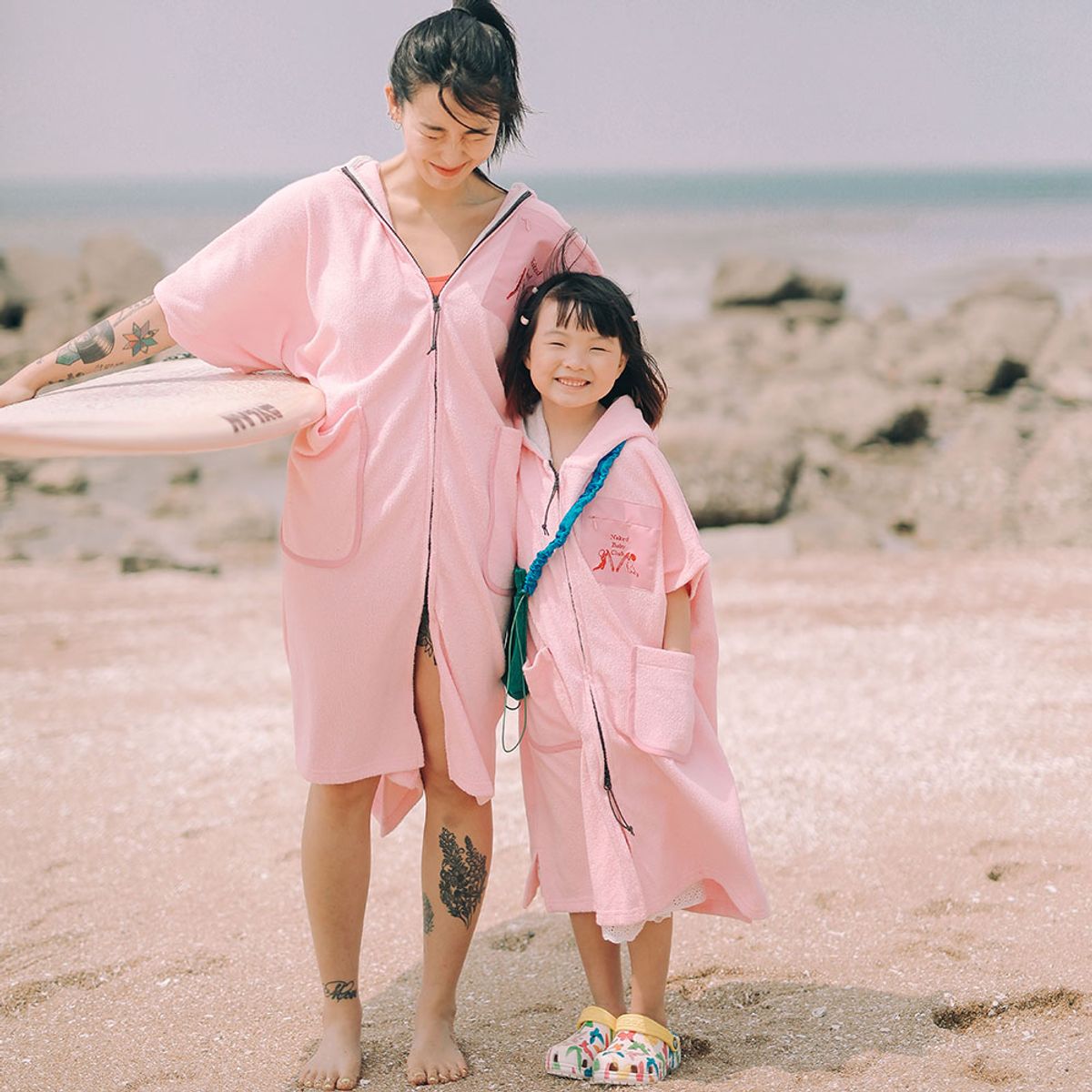 네이키드서프클럽(NAKED SURF CLUB) 타월 드라이 집업 판초 For KIDS (Pink)