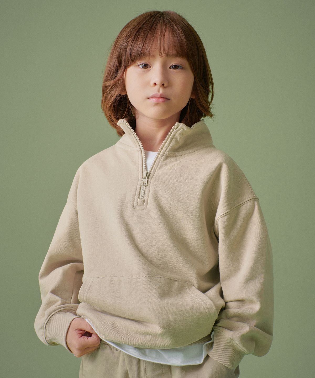 무신사 스탠다드 키즈(MUSINSA STANDARD KIDS) 오버사이즈 하프 집업 스웨트셔츠 [더스티 베이지]